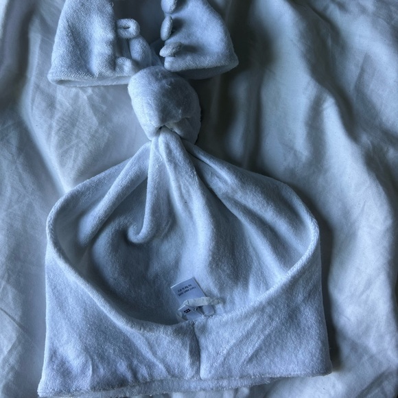 are you am I halter top - Picture 3 of 3